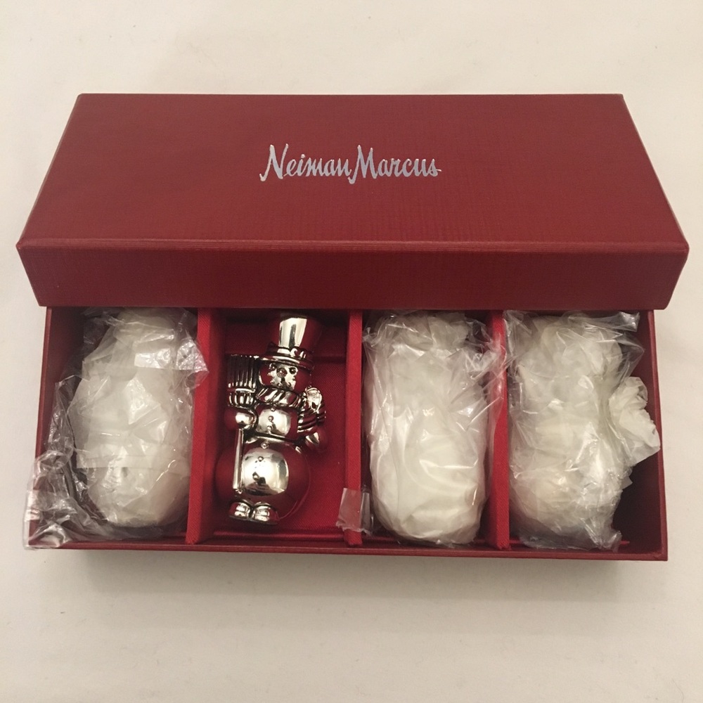 Neiman Marcus Silver Snowman Place card Holders